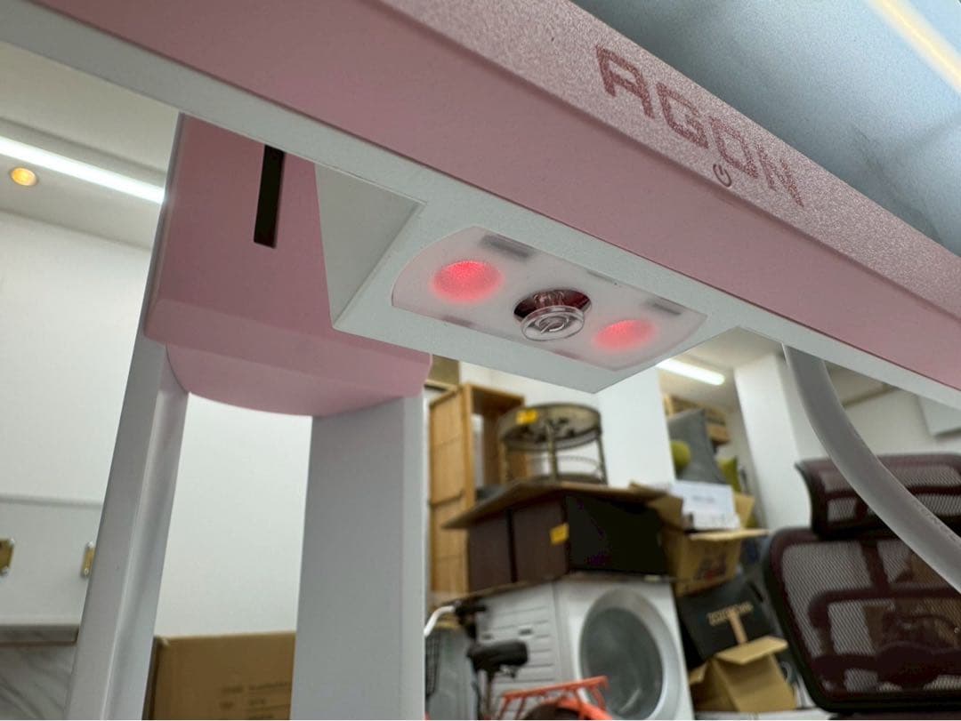 ピンク ゲーミングモニター ディスプレイ　AG273FXR