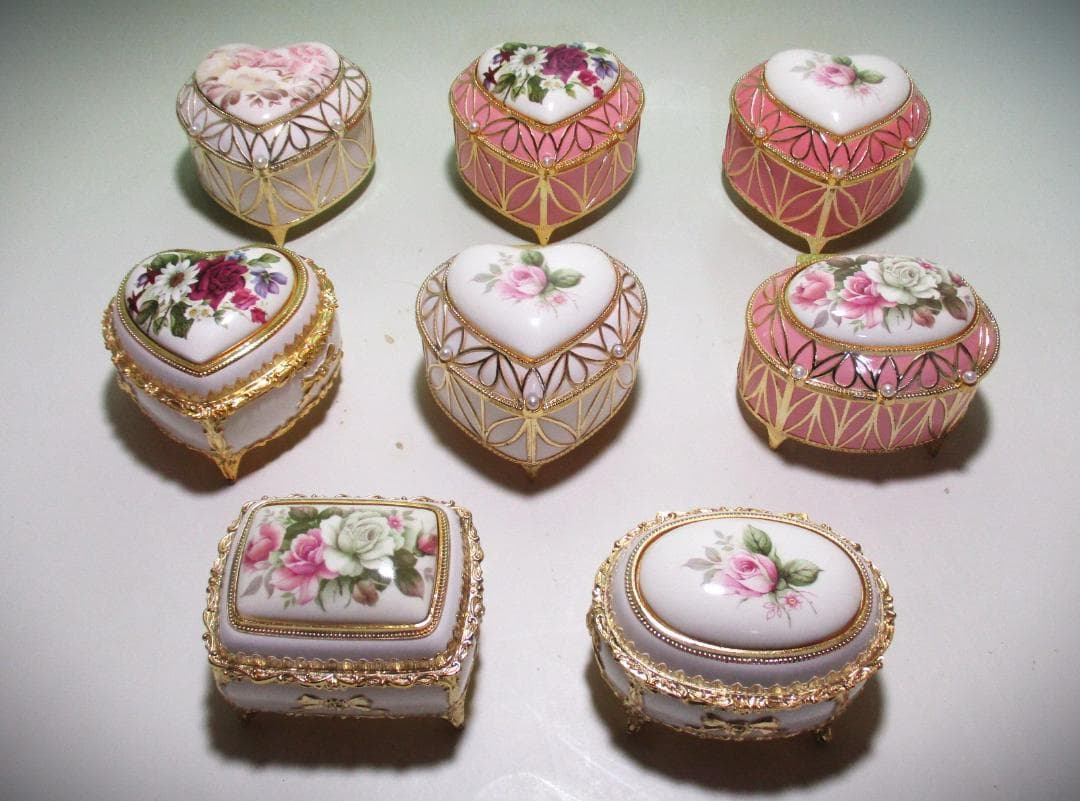 ★展示品　アンティーク調　オルゴール　小物入れ　ジュエリーケース★