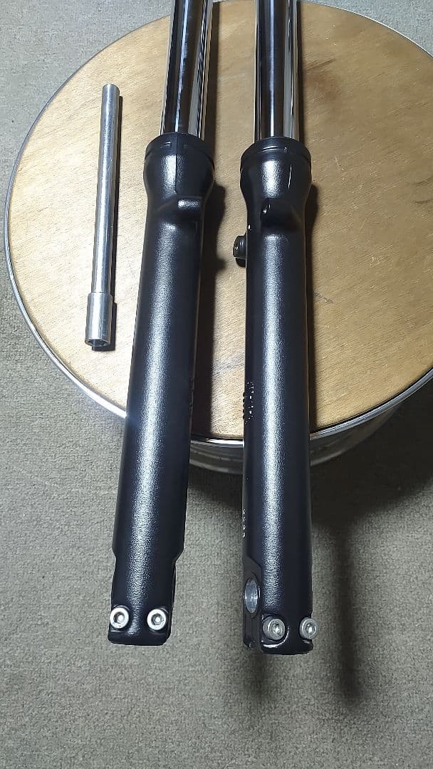 ヒロシHONDA　REBEL250 純正　フロントフォーク