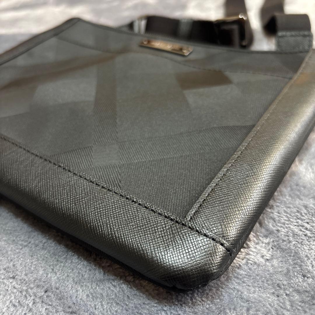 BLACK LABEL CREST BRIDGE シャドーチェック柄 サコッシュ