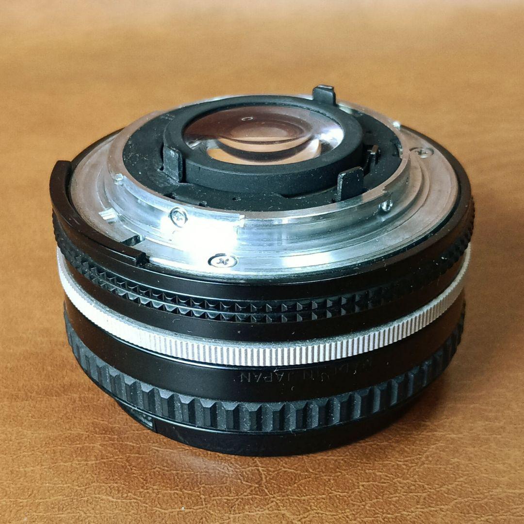Ai-S NIKKOR 50mm f 1.8 パンケーキレンズ