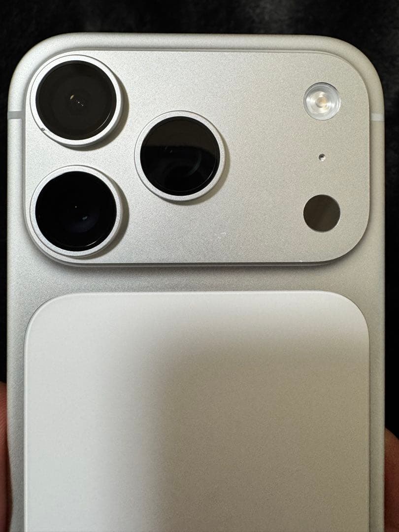 Apple iPhone 17 Pro シルバー 256GB