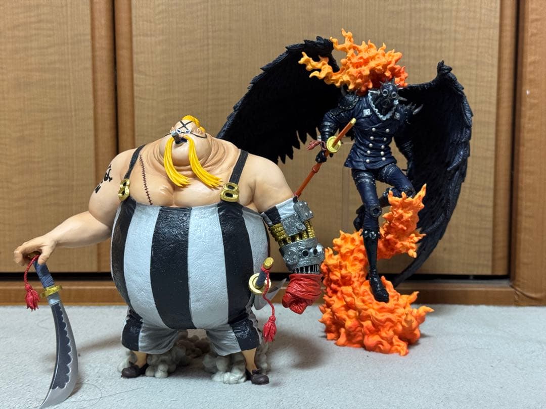 ワンピース 一番くじ キング クイーン フィギュア 魂豪示像