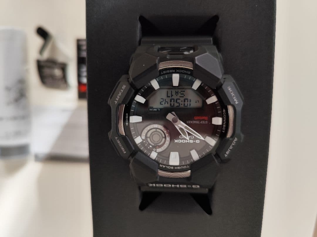 G-SHOCK ス GA-B010-1AJF ソーラー Bluetooth