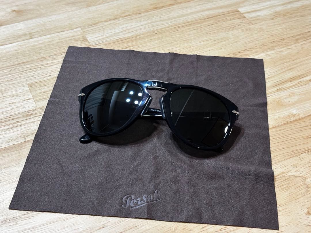 Persol ペルソール 折り畳み式　サングラス 714 95/31