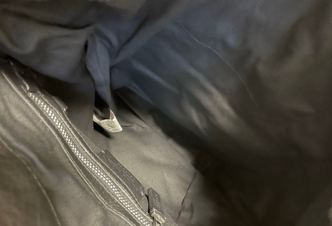 ZARA MAN オールレザーリュックバック