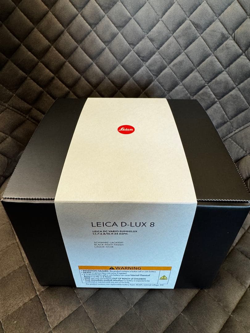 LEICA D-LUX8 付属＋アクセ多数(新品サムレストオートキャップなど)