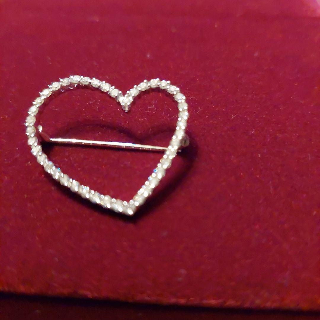 1/17削除いたします。足立宝石店18金WGダイヤモンド0.88ctブローチのみ