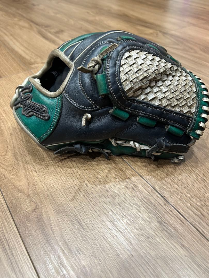 Slingers 軟式グローブ 黒/緑