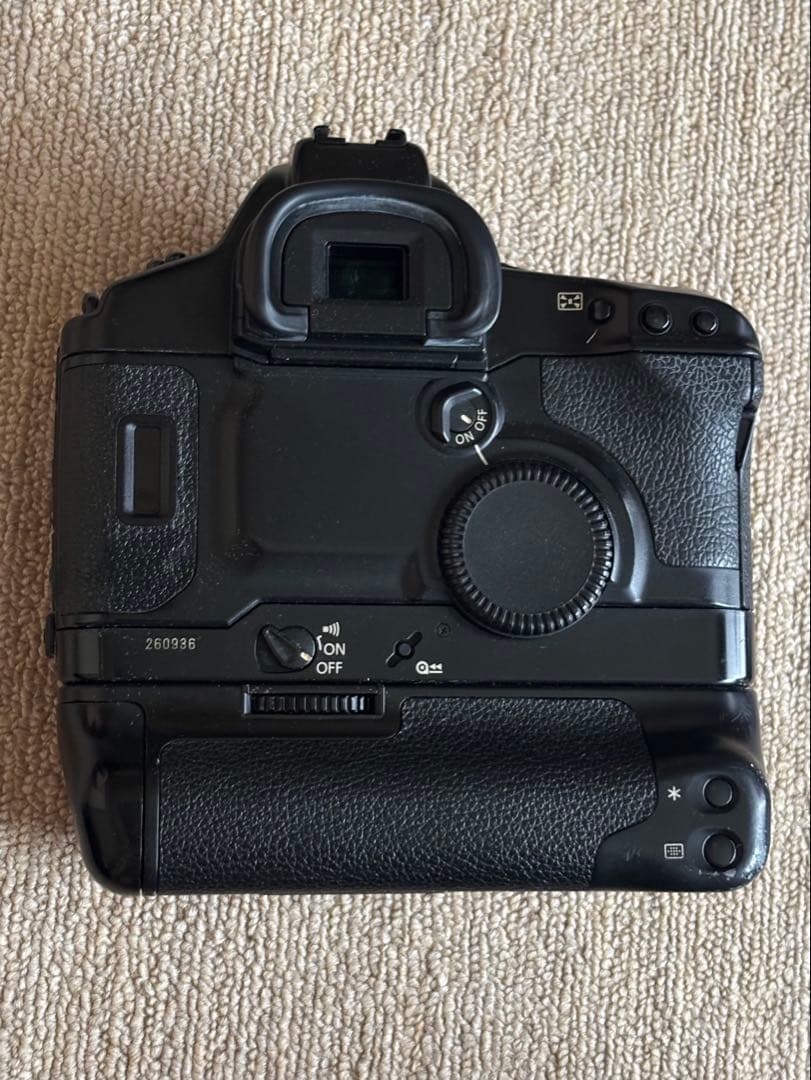 フィルムカメラ Canon EOS 1V