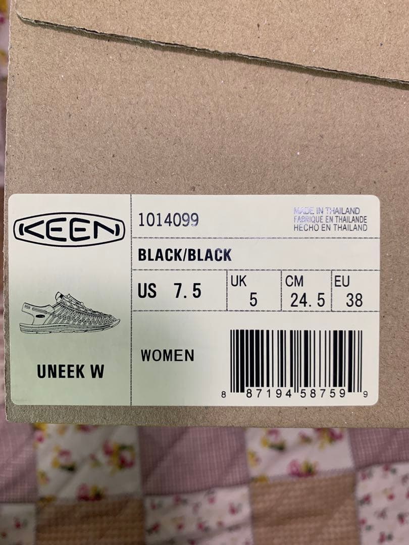 KEEN UNEEK キーン　ユニーク　サンダル24.5cm 黒　ブラック