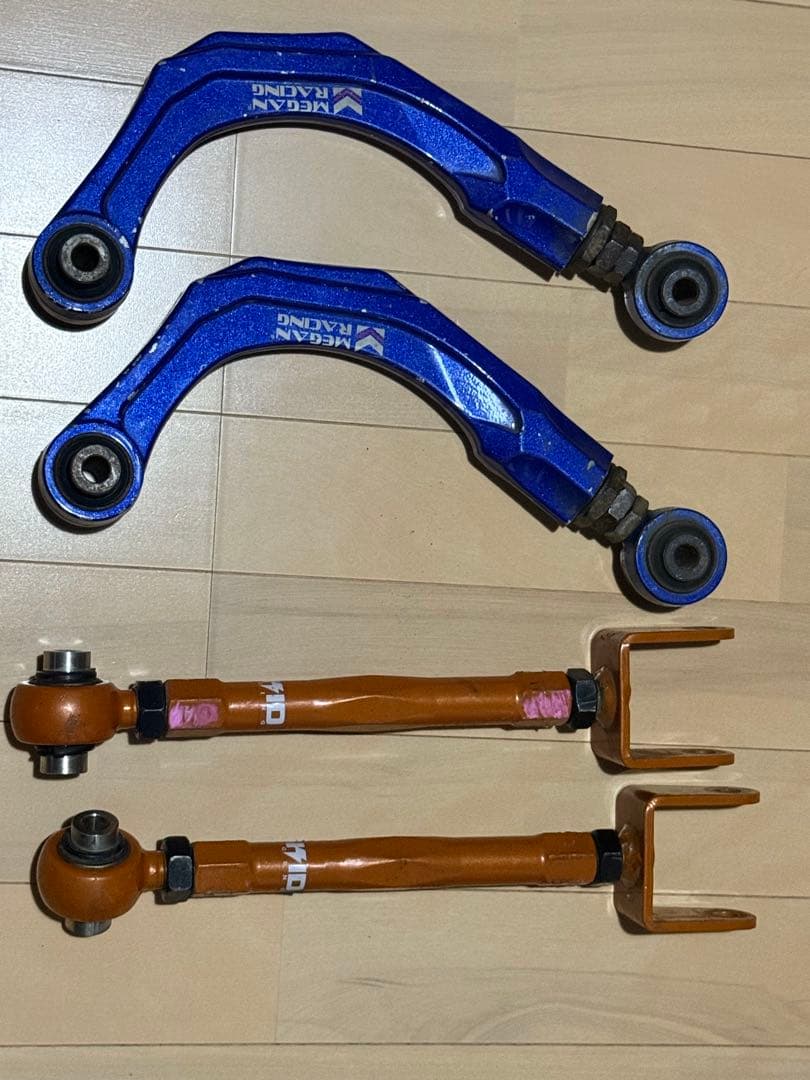 GJ系アテンザ メーガン製アッパーアーム スキット製トーコンアーム