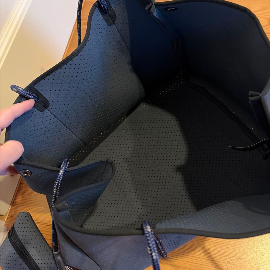 STATE OF ESCAPADE ブラック トートバッグ