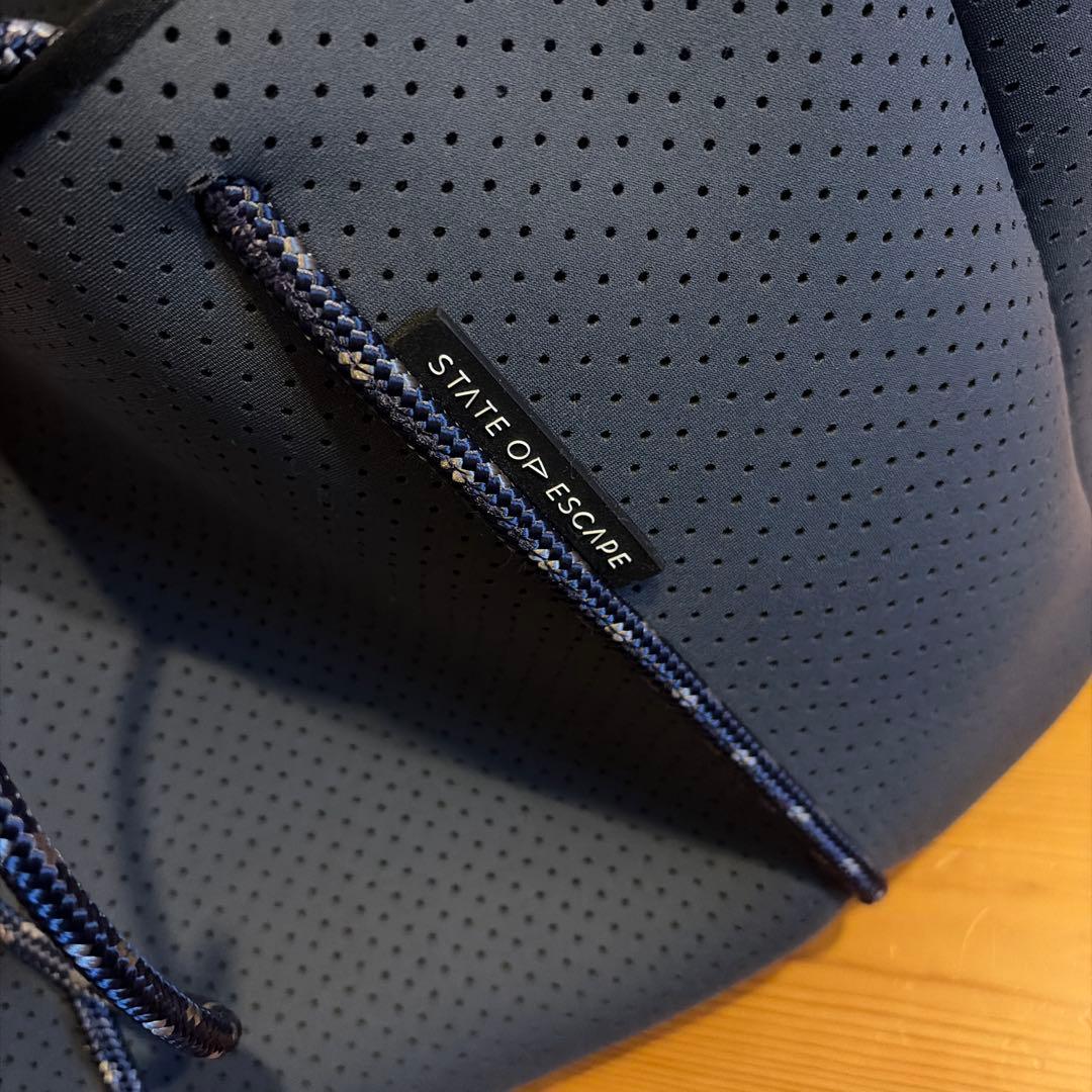 STATE OF ESCAPADE ブラック トートバッグ