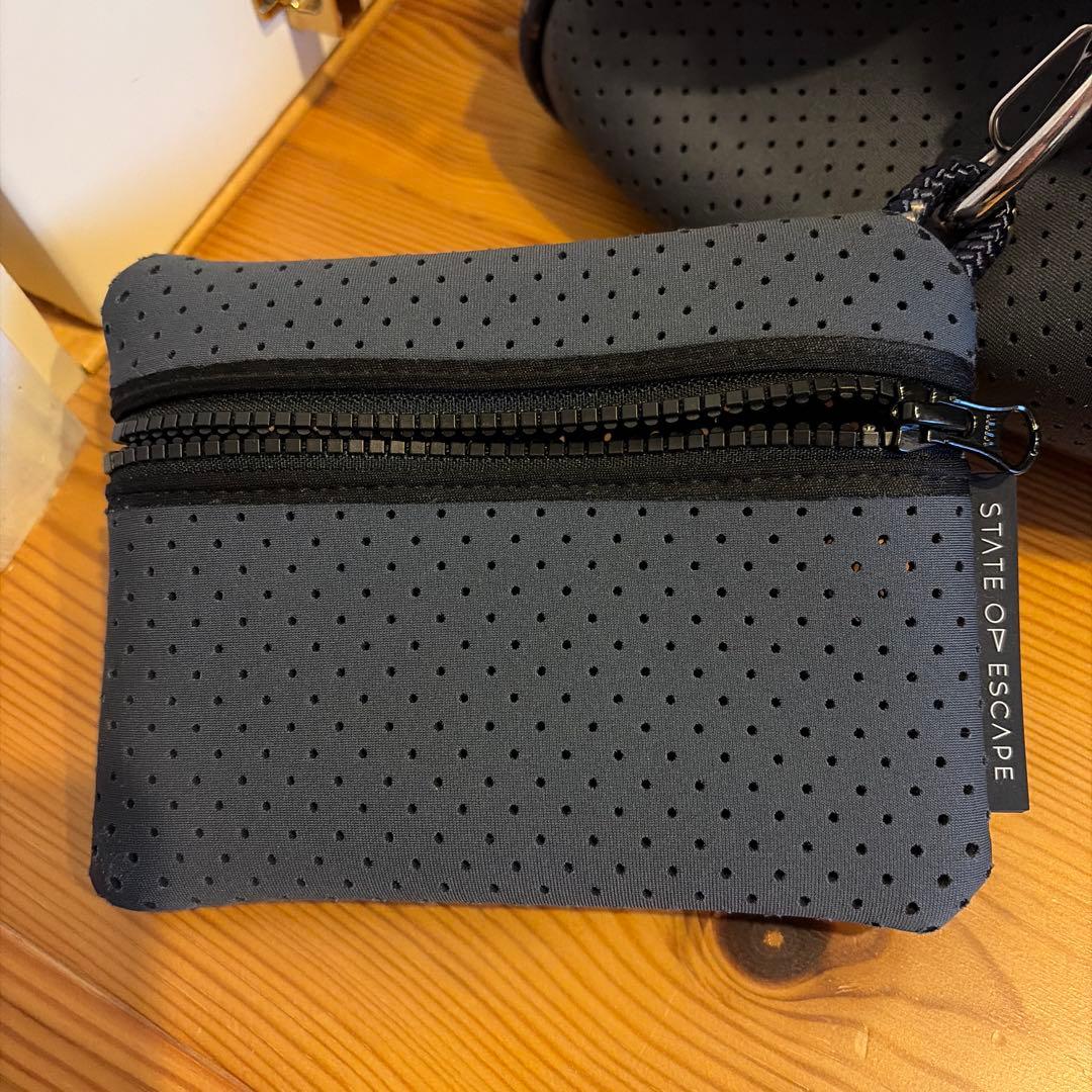 STATE OF ESCAPADE ブラック トートバッグ