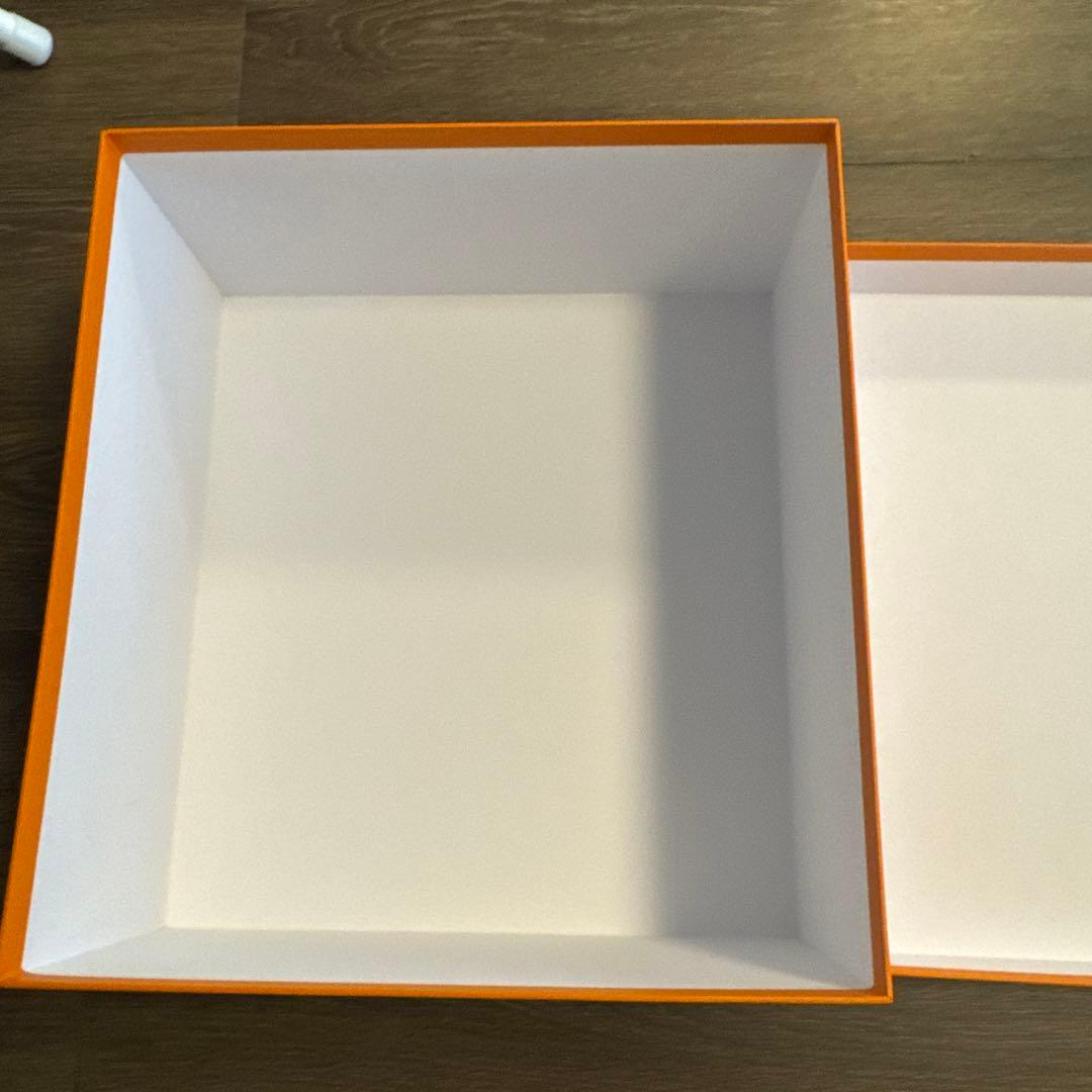 HERMES ギフト箱 オレンジ 1496