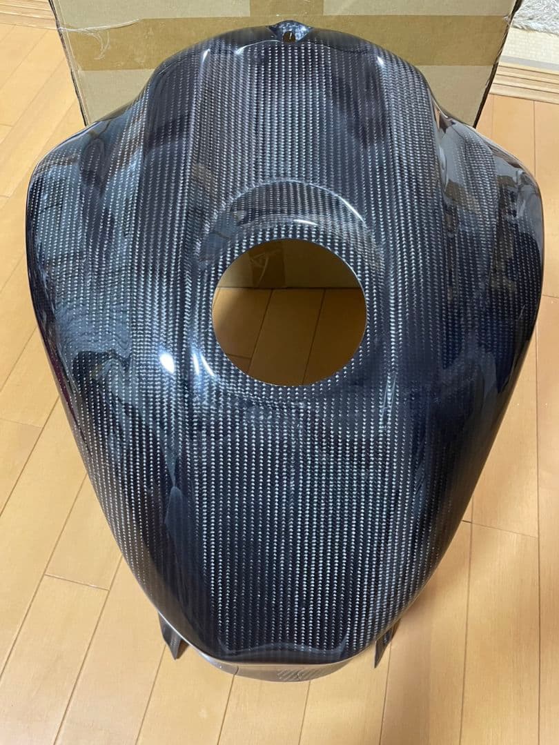 YZF-R6 BN6 72Garage カーボンタンクカバー