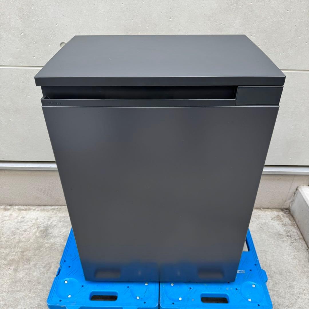 219⭐️2023年製美品★アイリス　冷蔵庫　小型　グレー　寝室などに