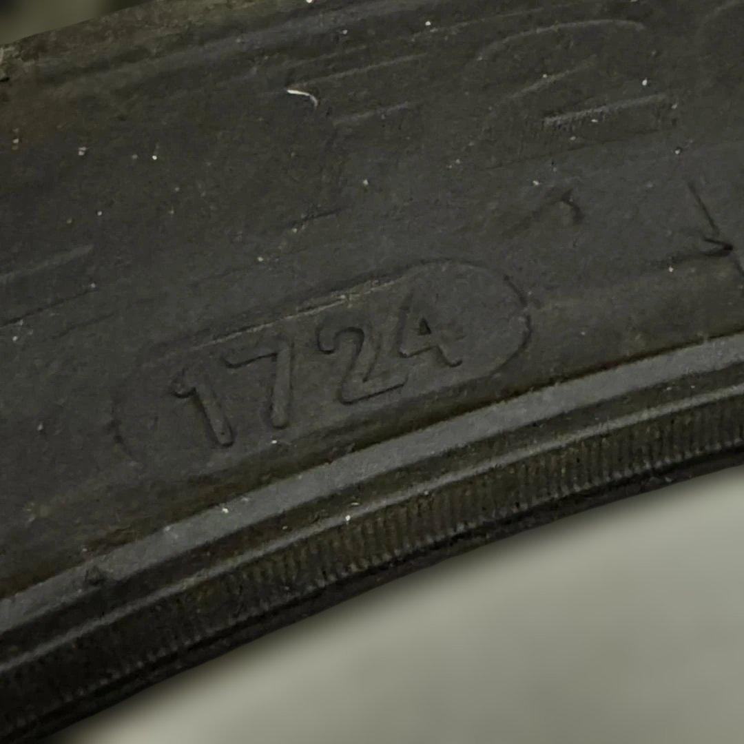 ロ*グ様 【純正流用✨️】エクストレイル 純正 ホイール セレナにて使用 18イ