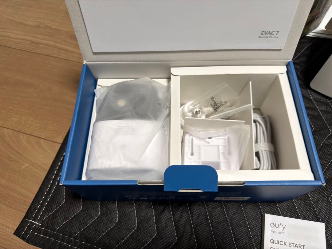 防犯カメラ eufy Security SoloCam S340