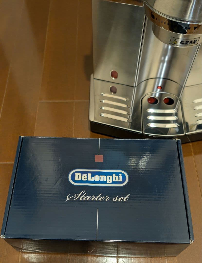 【良品】デロンギ エスプレッソ　カプチーノメーカー　EC860M