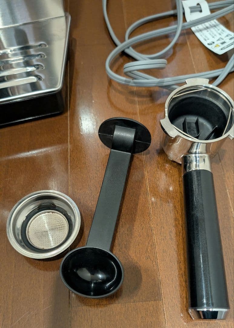 【良品】デロンギ エスプレッソ　カプチーノメーカー　EC860M