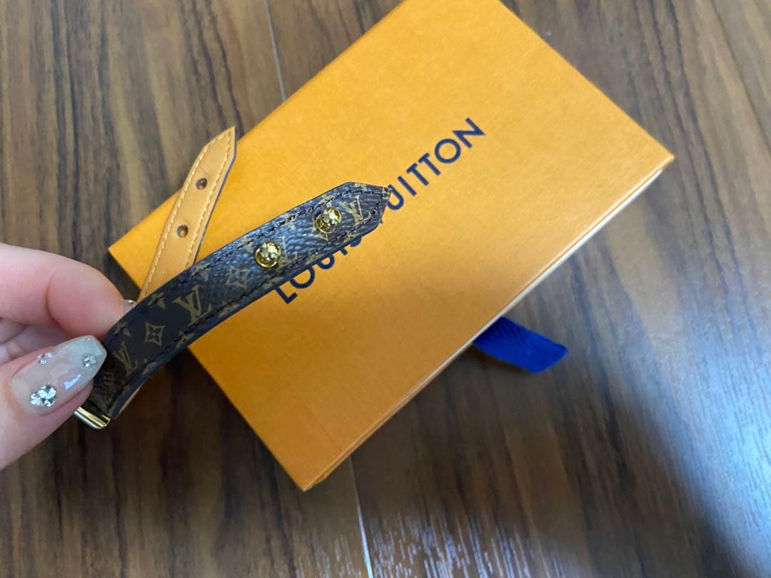 【美品】ルイヴィトン ブラスレ エセンシャル V ブレスレット モノグラム