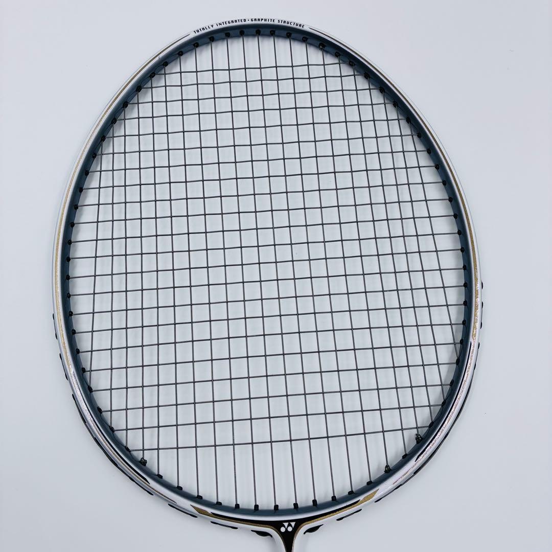 極美品　YONEX カーボネックス 20 CARBONEX20 3U G5