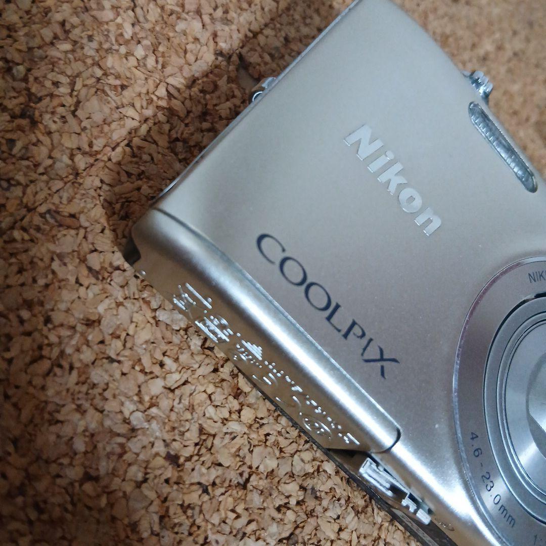 Nikon LPIX S3100 デジカメ シルバー