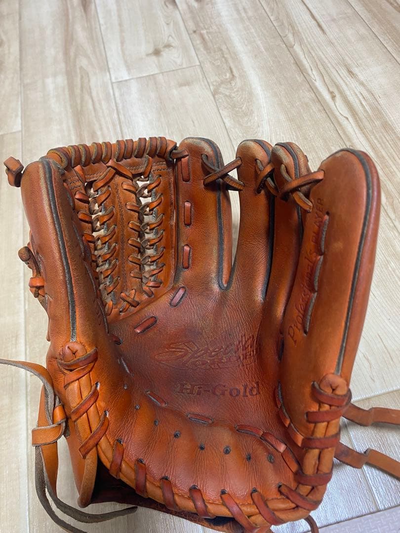 11月30日まで値下げ中　硬式グローブ　ハイゴールド