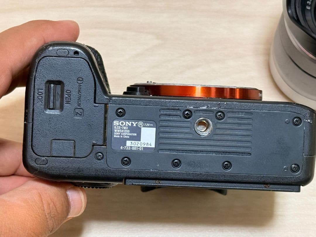 SONY α7 III デジタル一眼レフ 標準ズームレンズ付き ILCE 7M3