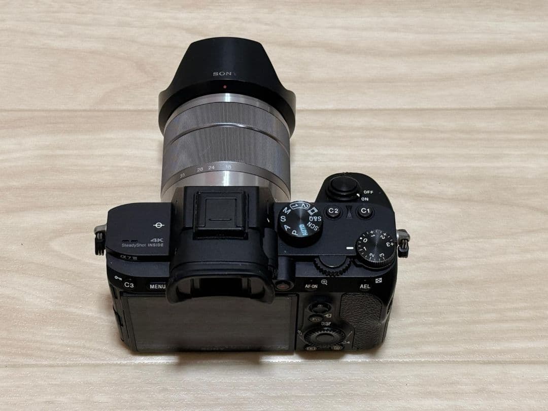 SONY α7 III デジタル一眼レフ 標準ズームレンズ付き ILCE 7M3