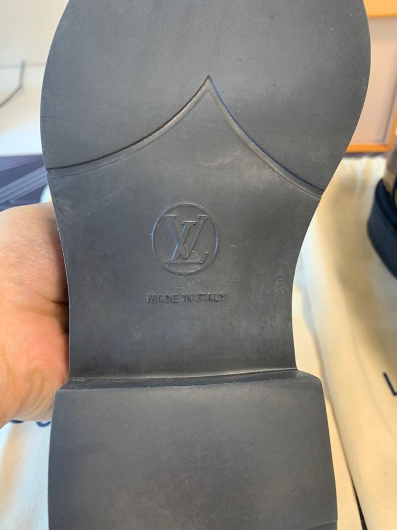 LOUIS VUITTON ローファー　サイズ37.5