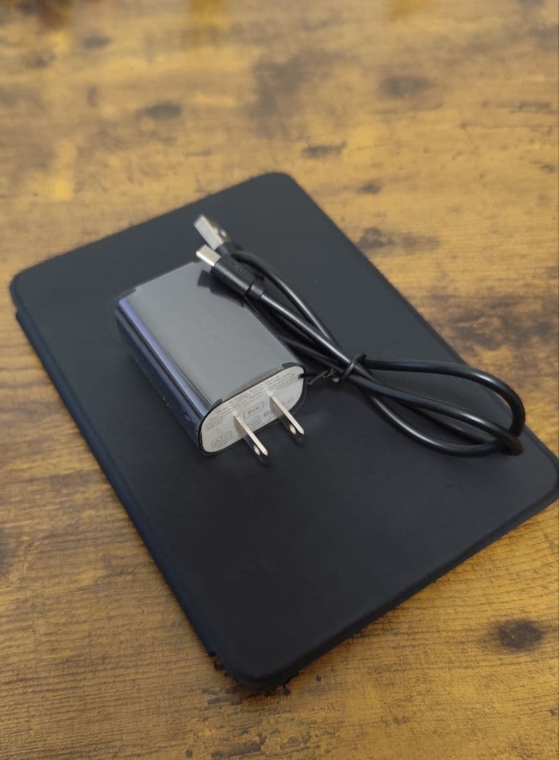 Kindle Paperwhite 第10世代 ケース付き 広告なし