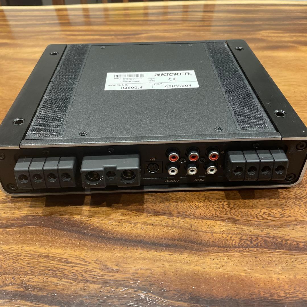 【２台込み】kicker アンプ　IQ500.4 Q-CLASS