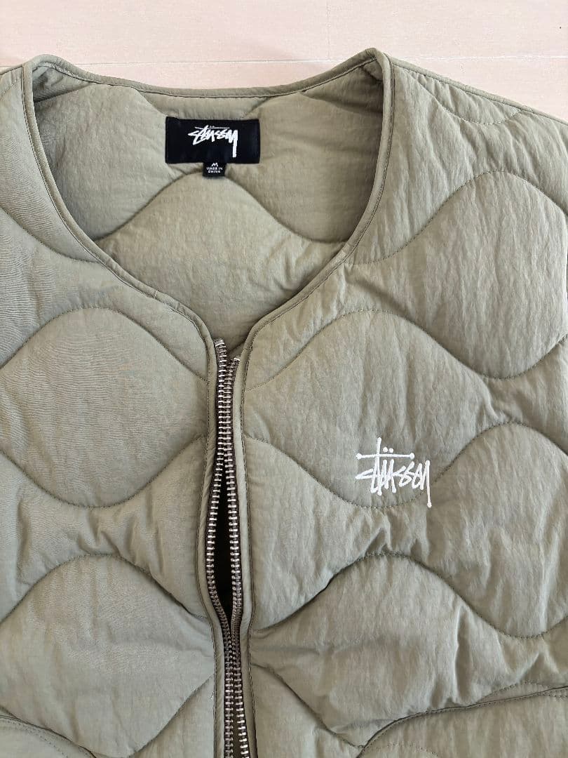 Stussy オリーブ キルティングベスト M