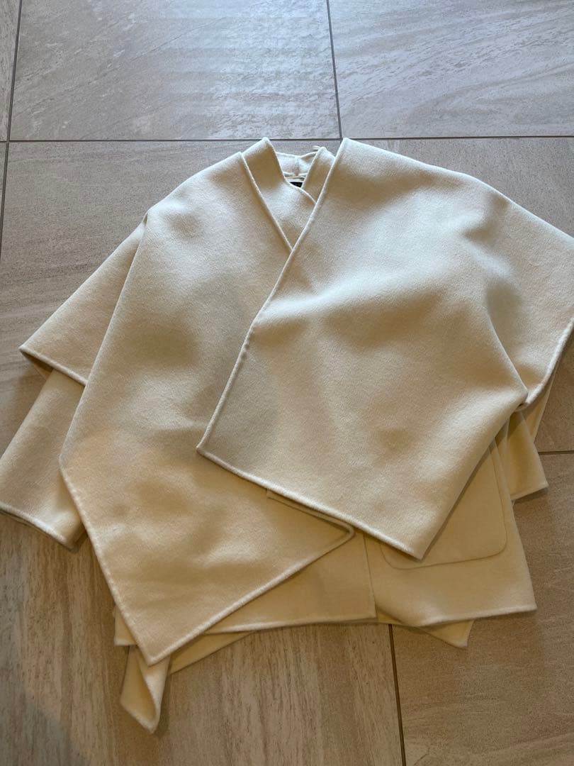 ZARA ホワイトコート　新品タグ付き　XS