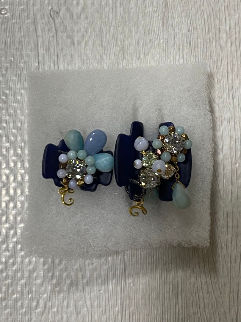 コンプレックスビズ　ヘアクリップ　S・ M2個セット