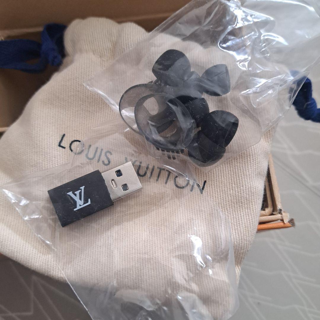 【翡翠】 LOUIS VUITTON ホライズン イヤホン