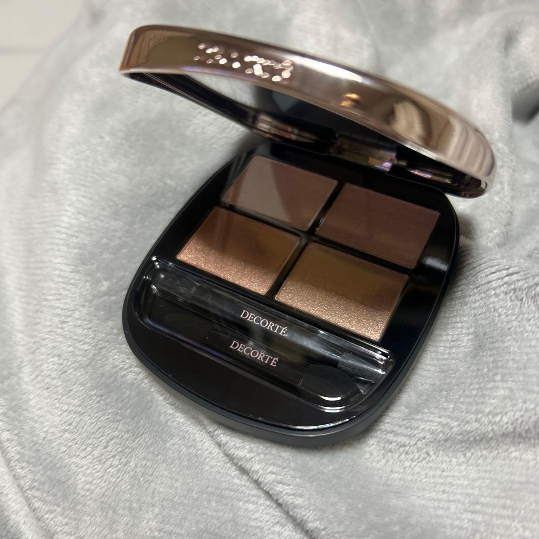 り*ご様 コスメデコルテ　スキンシャドウデザイニングパレット　09