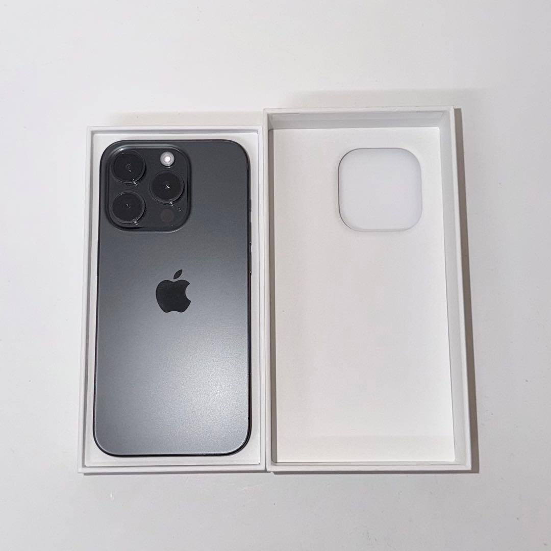 Apple iPhone 15 Pro 本体　【512GB】