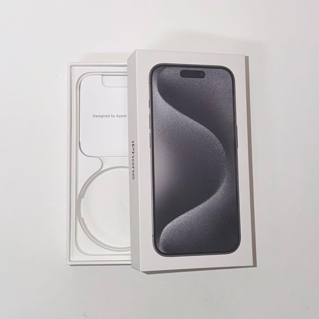 Apple iPhone 15 Pro 本体　【512GB】