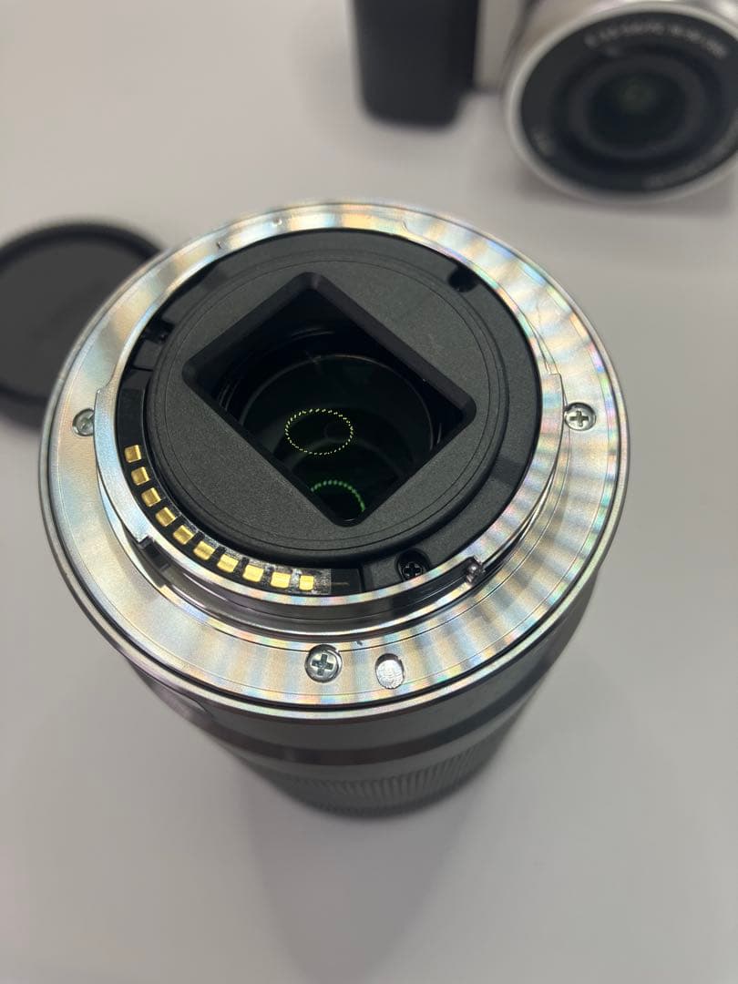 【返品保証・動作良好】SONY α6000 ダブルズームレンズキット シルバー