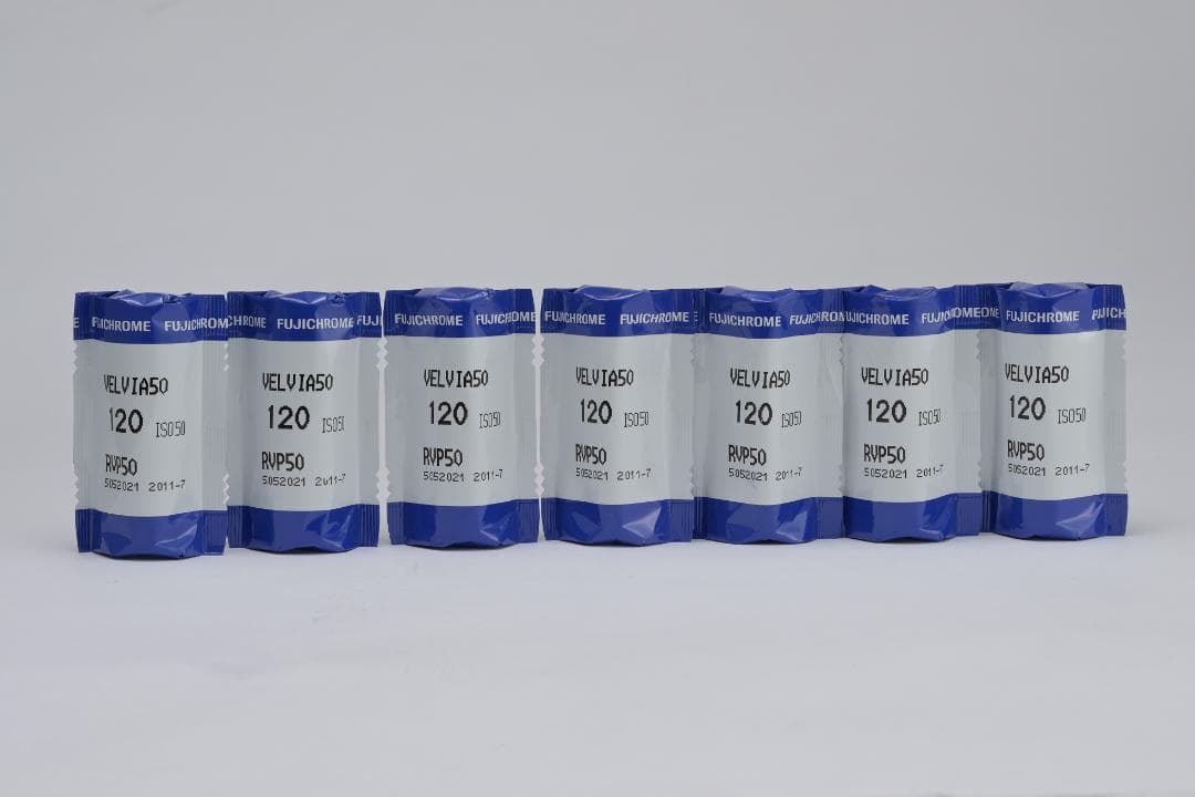 ベルビア50 (フジクローム)ブローニー120　７本