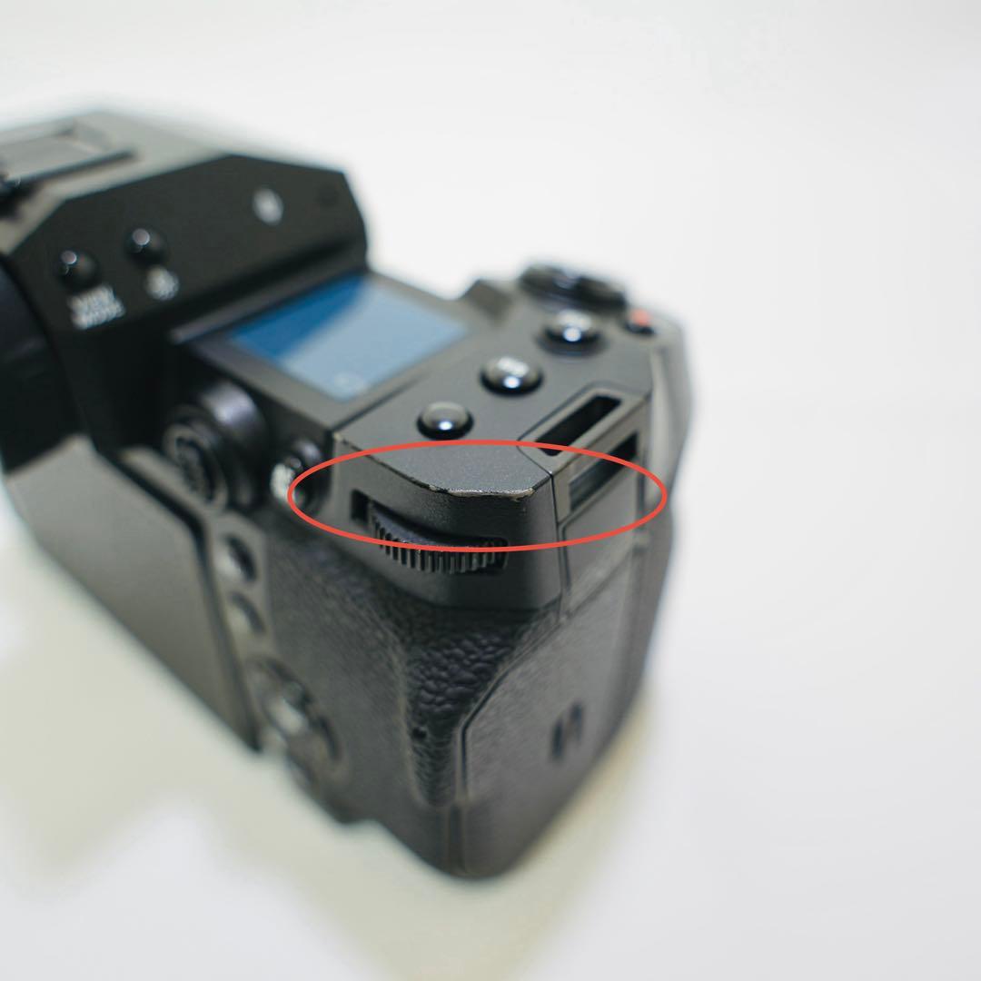 【良品】FUJIFILM xh2 ボディ【純正バッテリー3個＋付属品多数】