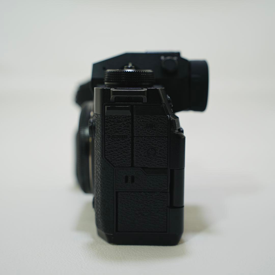 【良品】FUJIFILM xh2 ボディ【純正バッテリー3個＋付属品多数】