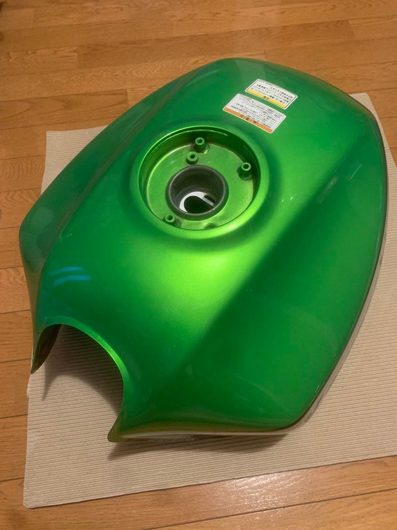 カワサキZRX1200DAEG ZRX1200ダエグ ガソリンタンク 純正品