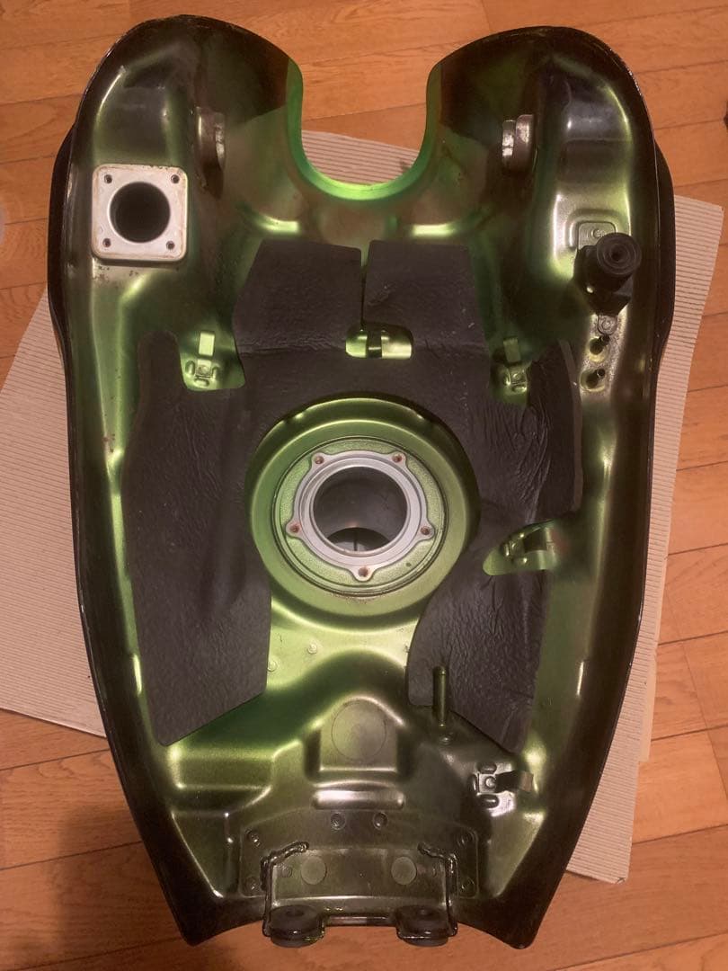 カワサキZRX1200DAEG ZRX1200ダエグ ガソリンタンク 純正品