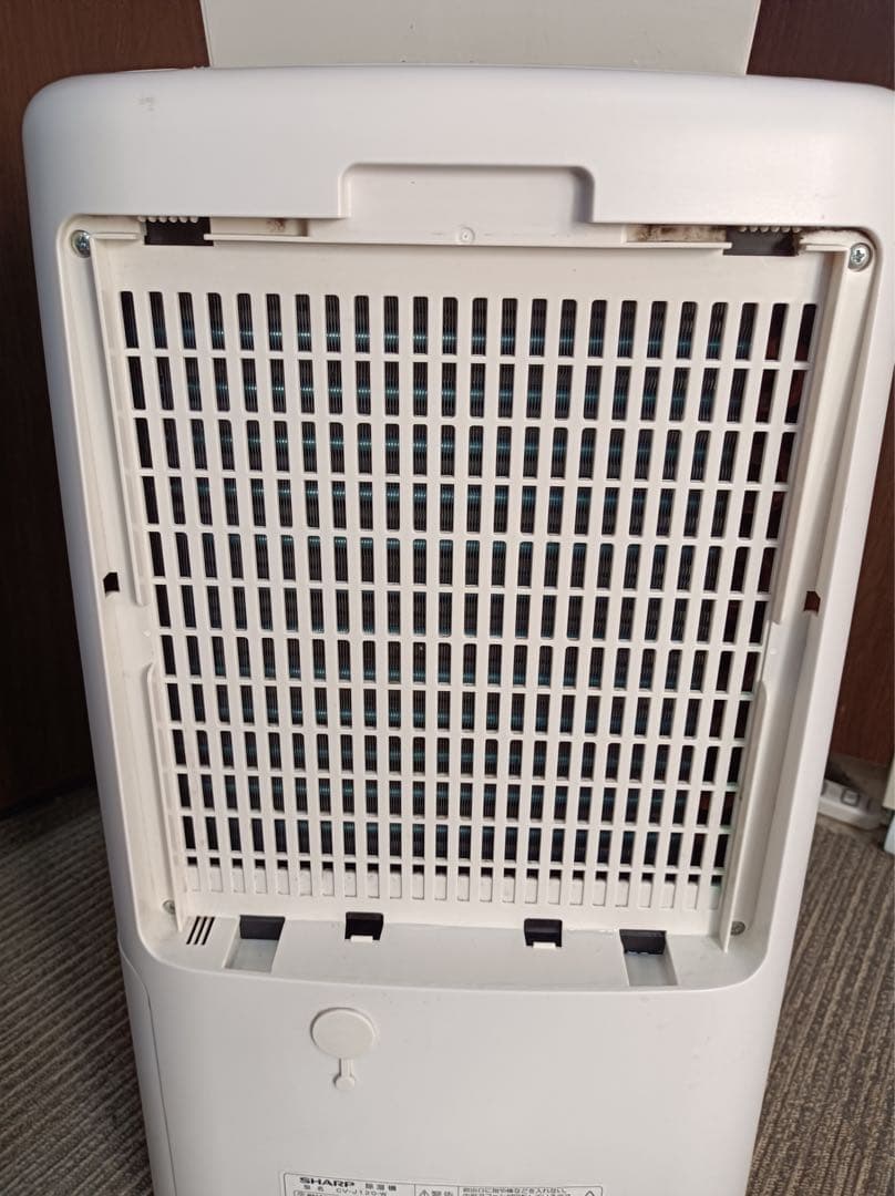 [八6587] シャープ 2020年製 除湿機 CV-J120-W