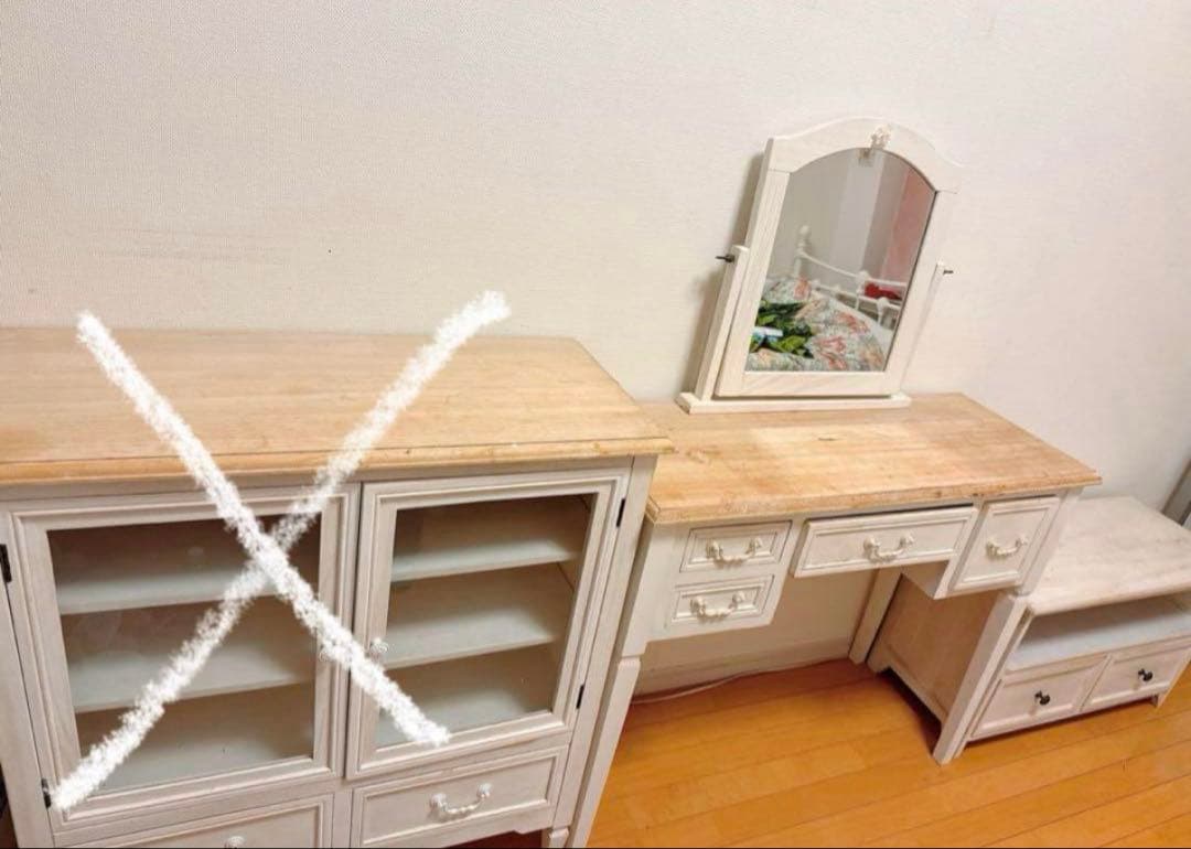 【1点価格】ブロカントシリーズ　ホワイト木製家具(鏡台orテレビ台)